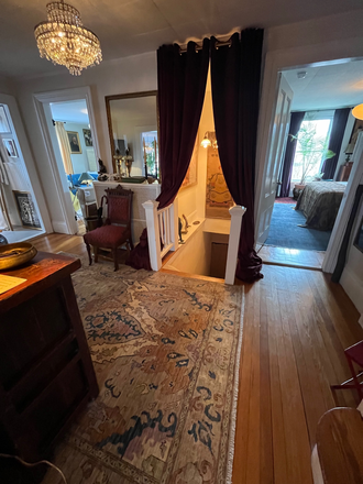 Entrance - Charming apartment, Spy Pond view, minutes from Cambridge