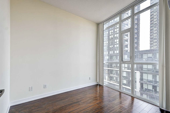 Second Bedroom - 1 Furnished Bedroom with Private Bathroom in 2 Bedroom/2 Bathroom Square One City Centre Apartment