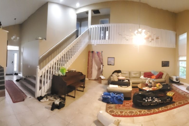 Living - Great location! Nearby to UCF House