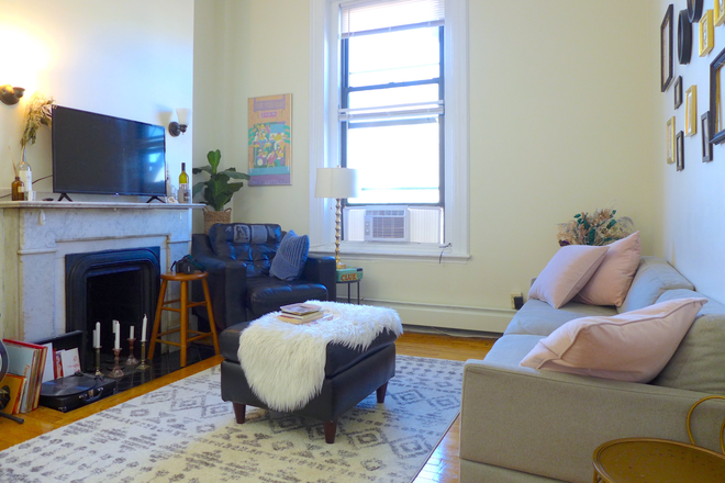 bostonrealtyonline.com - Sprawling South End Two Bedroom with Tall Ceilings Apartments