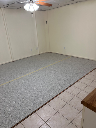 Main area - Studio in quiet neighborhood Apartments