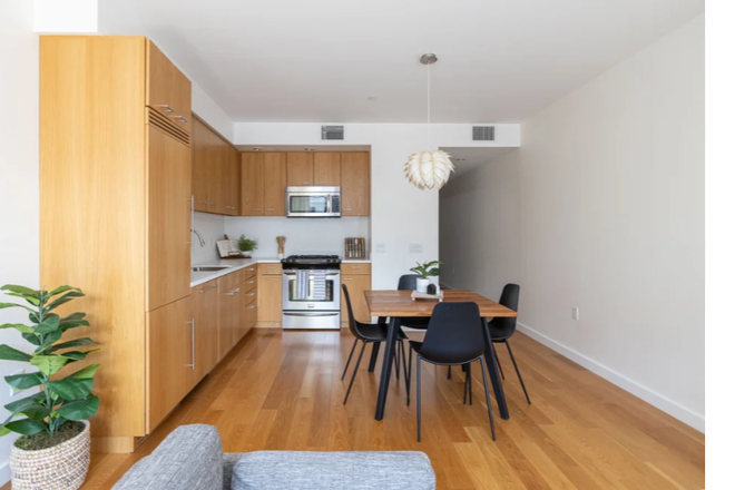 Kitchen and dining area - Boltwood Place Apartments