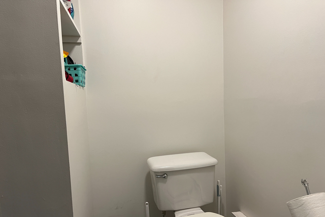 apartment - Suffolk University/2 bedroom/Beacon hill
