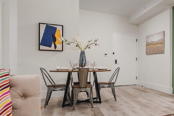 Livingroom - NO FEE 1 Room Available in a Shared 3bed 1.5bath Luxury Apartment- 30 minutes to campus