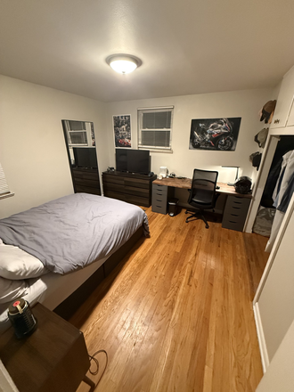Bedroom - Room in a Spacious, Flatiron View House