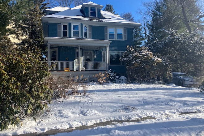 House view from street - Beautiful 5 bedroom Victorian with piano in great school district on Green Line