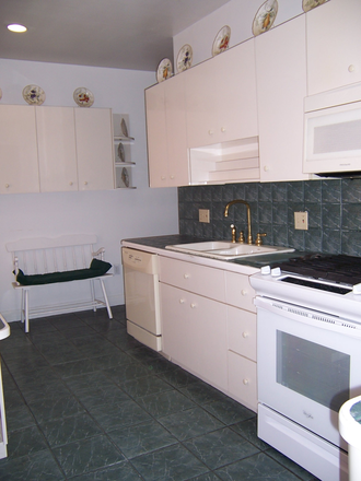 Kitchen - Furnished apartment