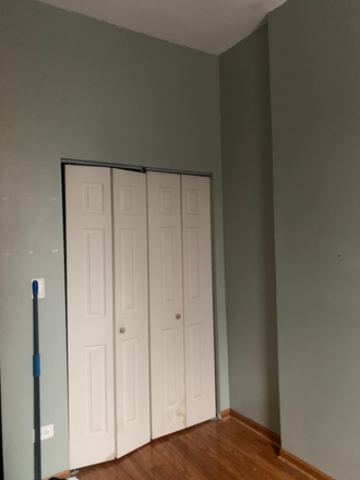 Bedroom 3 - Apartment on Taylor, 8-10 min walk from East Campus