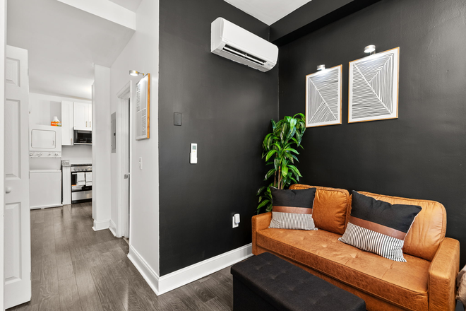 couch that folds out into a full size sleeper - Stylist Studio in Bloomingdale Apartments