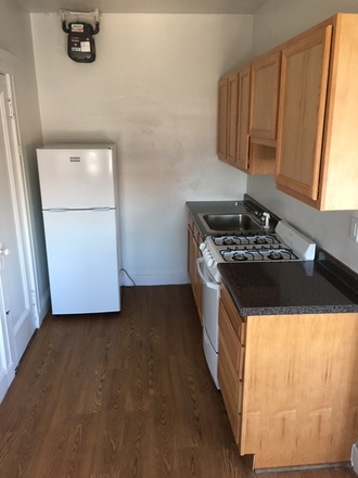 Hub Realty - Allston, nice 2 bedroom on handy location, Griggs T stop Green line Apartments