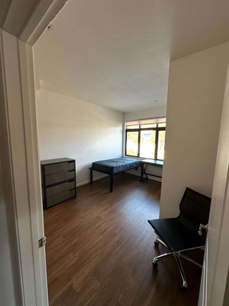 Bedroom - Stadium Place Apartments - Summer Sublet