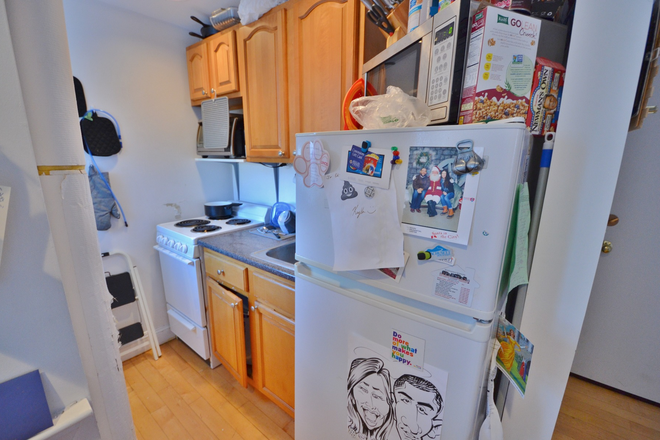 Kitchen - Large 1 Bed Available 9/1/25! *CONTACT NOAH 603-470-8181* Apartments