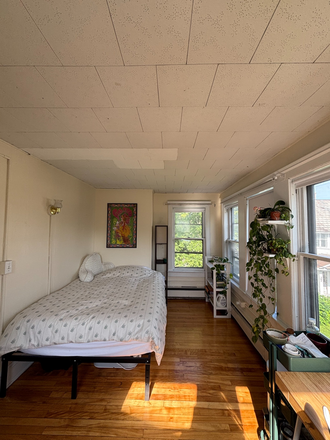 Bedroom - Spring 2027 Sublet Available