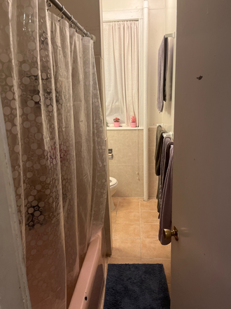 Bathroom - 17 Aberdeen Street Apartments