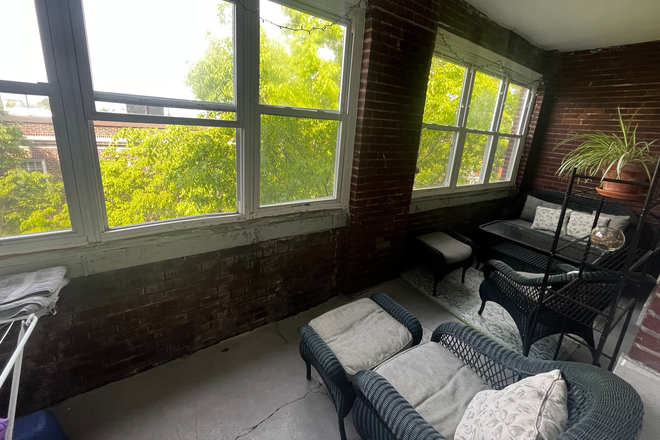 a - Great unit... Apartments