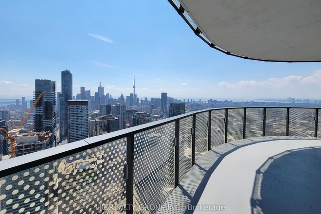 Balcony View - 1 Bedroom in a 3 Bedroom Apartment with Laundry in Bay Cloverhill Neighborhood close to UofT Campus