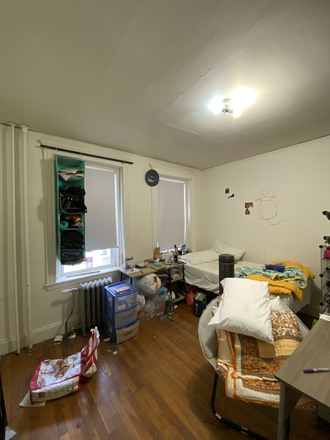 A - 2 nice size bedrooms, nice unit... Apartments