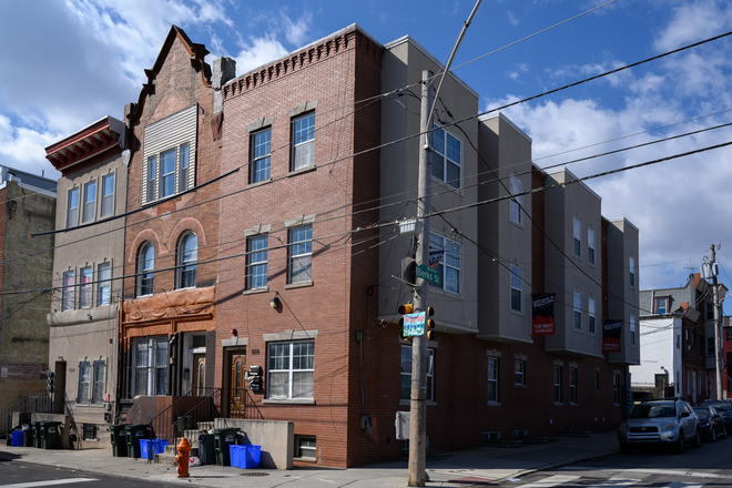 Building - OCP - Spacious 3 Bed 2 Bath In the Safest Off Campus Location Apartments