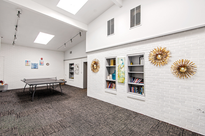 Shared lounge/study space - 909 14th Street #311