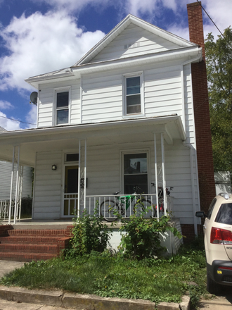 395/397 E Wolfe St - 395 & 397 E Wolfe St Duplex