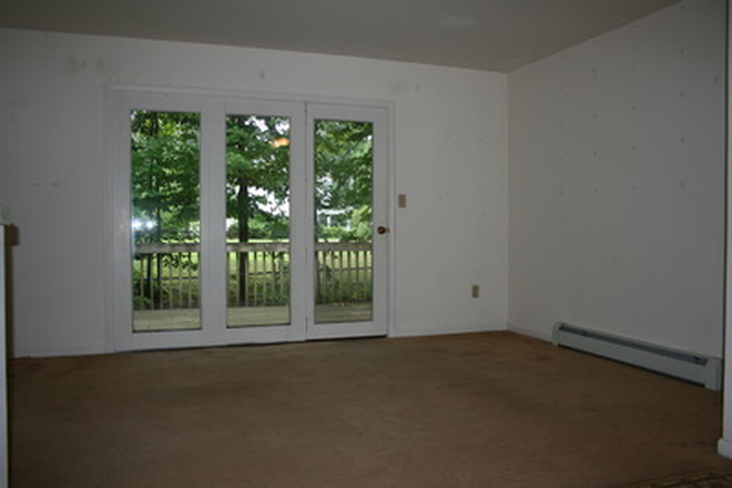 Living room - 83 North Whitney Street Townhouse