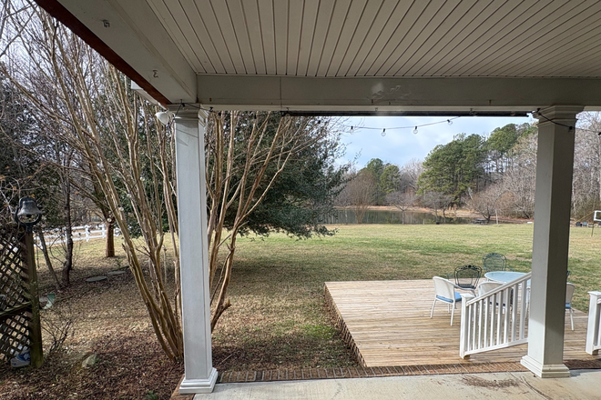 Photo - Private Graduate Student Haven Near Duke House