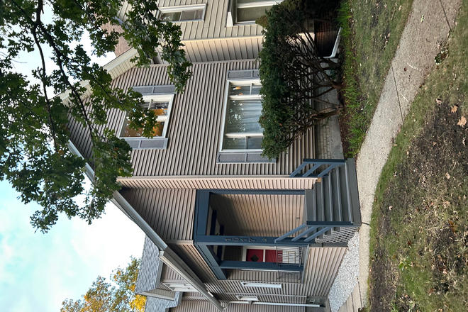 Exterior - House on Garnett Place, close to campus