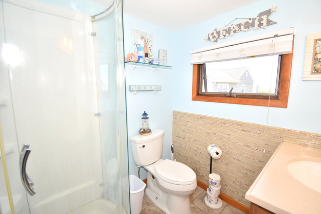 Bathroom - 14 Tellier Road - Point Judith House