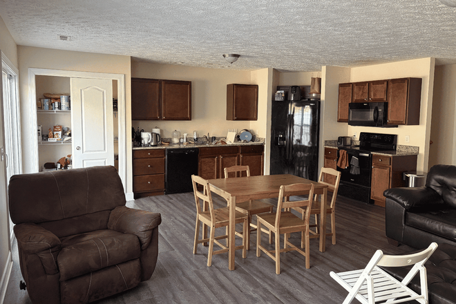 Kitchen - Furnished Private Room w/ Private Bath in 3BR/3.5BA Townhouse