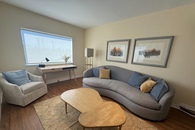 Living Room - 1BR | 1BA  w/ Views, Deck + Outdoor Kitchen | Oakland-Piedmont Line