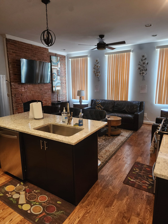 Kitchen - Scott Street Townhome
