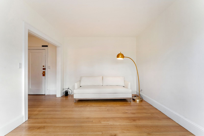 1 - 20 Concord Ave #6 Condo