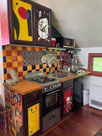 kitchen - Studio apt-Park Ave-Rocky Hill