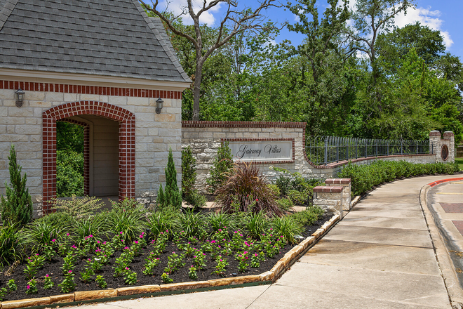 Gateway Villas - 3 Rooms available at Gateway Villas for A&M Girls - Close to Campus Townhome