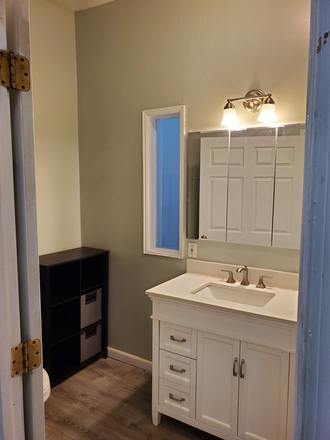 Second Floor Private Bathroom - Private 2-Room Suite (second floor) House-Share, Near UBalt Campus JHU Shuttle