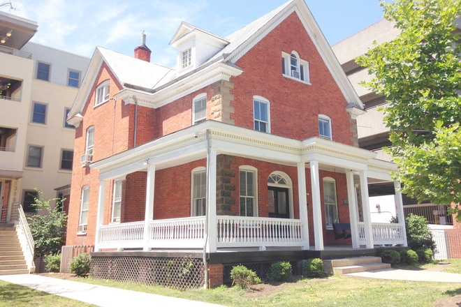 Front Photo - 1310 Wertland St.