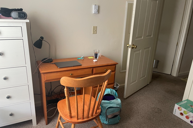 Bedroom - Room for rent. $675 Apartments