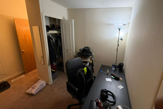 Bedroom photograph 1 - Pufton Apartments. APT 316