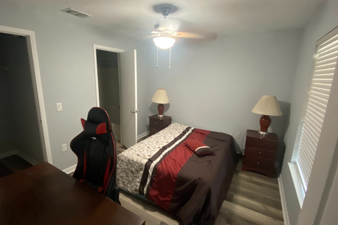 Bedroom with attached private bathroom - University Terrace  Condominiums, Renovated and look new apartment close to campus, Message 954-673-