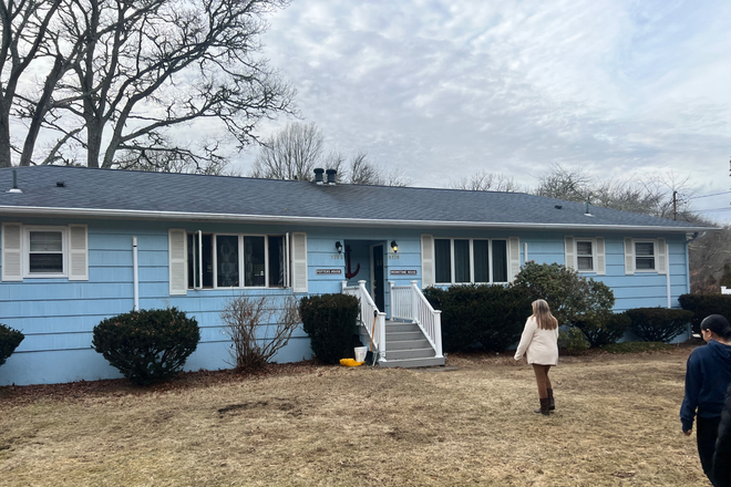 Front yard - URI Housing Townhome