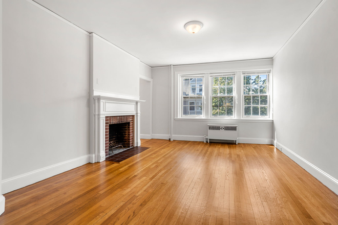 Photo - 353 Harvard St Apartments