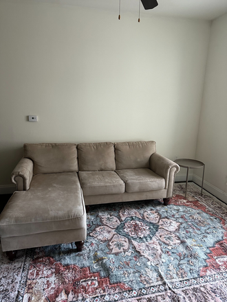 living room - Oaks Building 8 Apartments