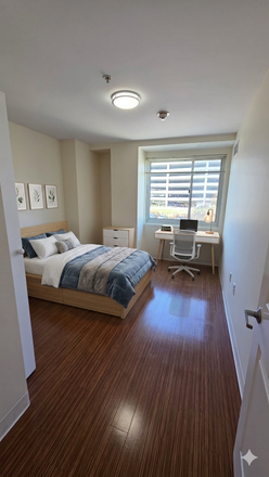 Second Bedroom - ***2 Bed 2 Bath Luxury Bright Next to Campus.. Large Apartment..***