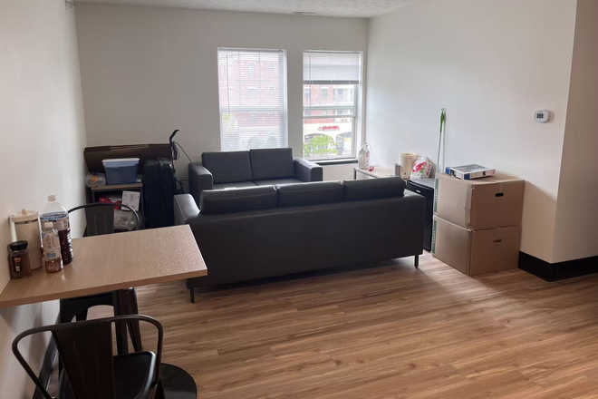 Livingroom - Yugo River Market: 1B in 2B1.5B Summer 2026 Sublease - Discounted & Close to Campus Apartments