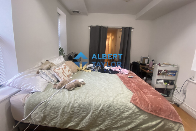 Bedroom #3 - Large 3 Bedroom (Split) Available 09/01/2025 - Breeze of a Walk to Campus!