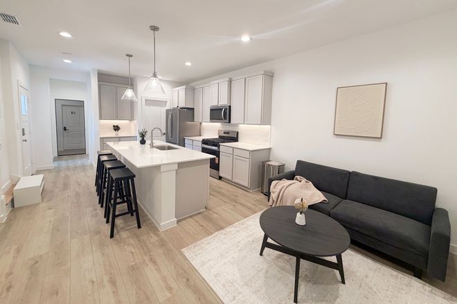 1st floor common - Luxury Student Housing Near Rice & UH & TSU | Spacious Rooms Start at $650