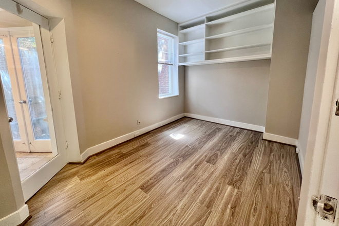 Bedroom with private bathroom - 4-Bedroom Townhouse Available June 1, 2026