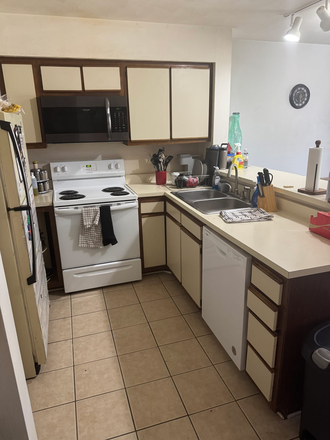 Kitchen - Hunters Ridge Apartment (1470 Seneca Drive Apt A)