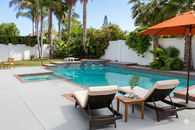 Pool - 4BR/2.5BA with Private Pool & 3-Car Garage! House