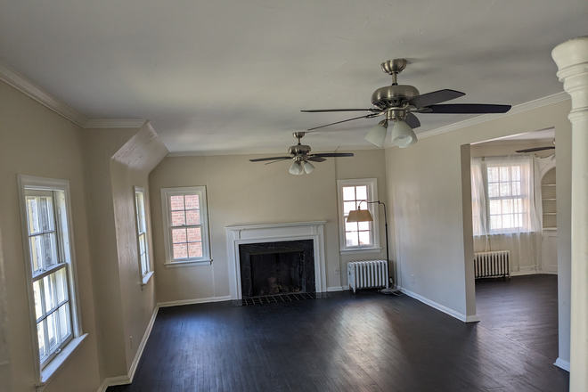 Living Room - 5-Bedroom, 2-Bathroom Upstairs Unit in a Double Duplex